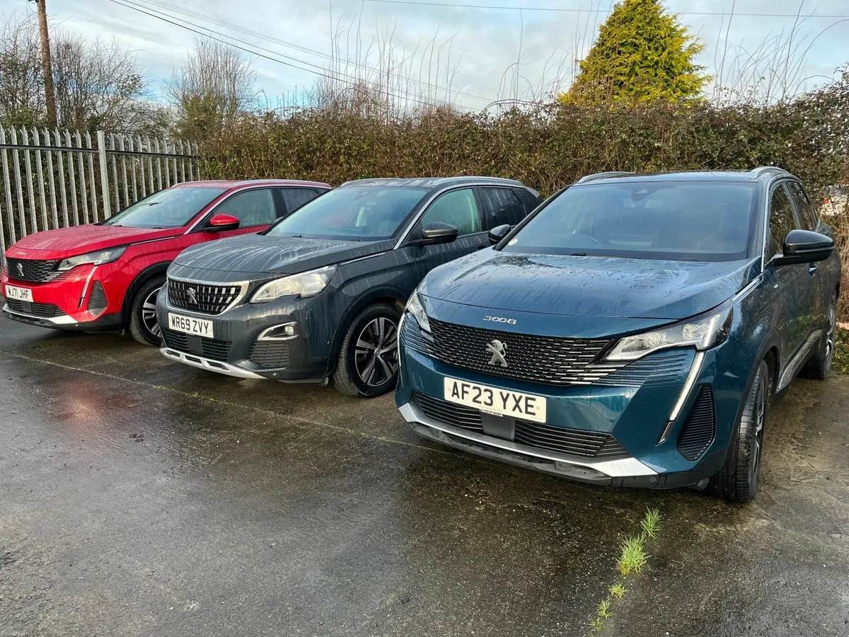 PEUGEOT 3008 1.5 HDI GT AUTOMATIC (32750) - Image 1