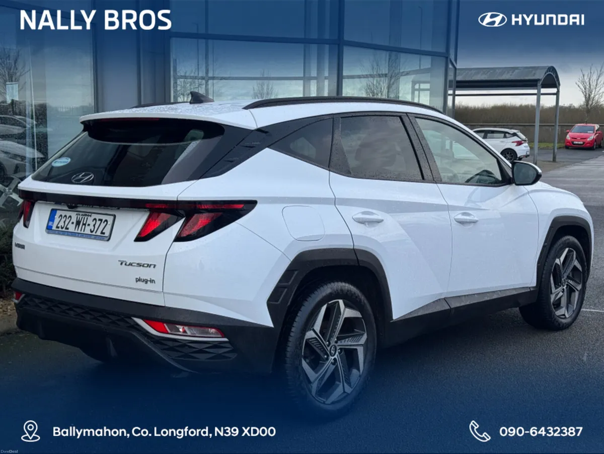 Hyundai Tucson EXECUTIVE PHEV 5DR AUTO - Image 4