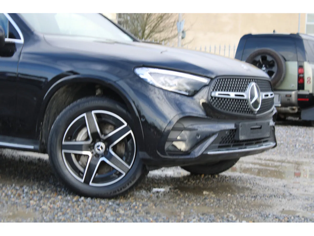 Mercedes-Benz GLC 300 AMG LINE E 4MATIC - Image 2