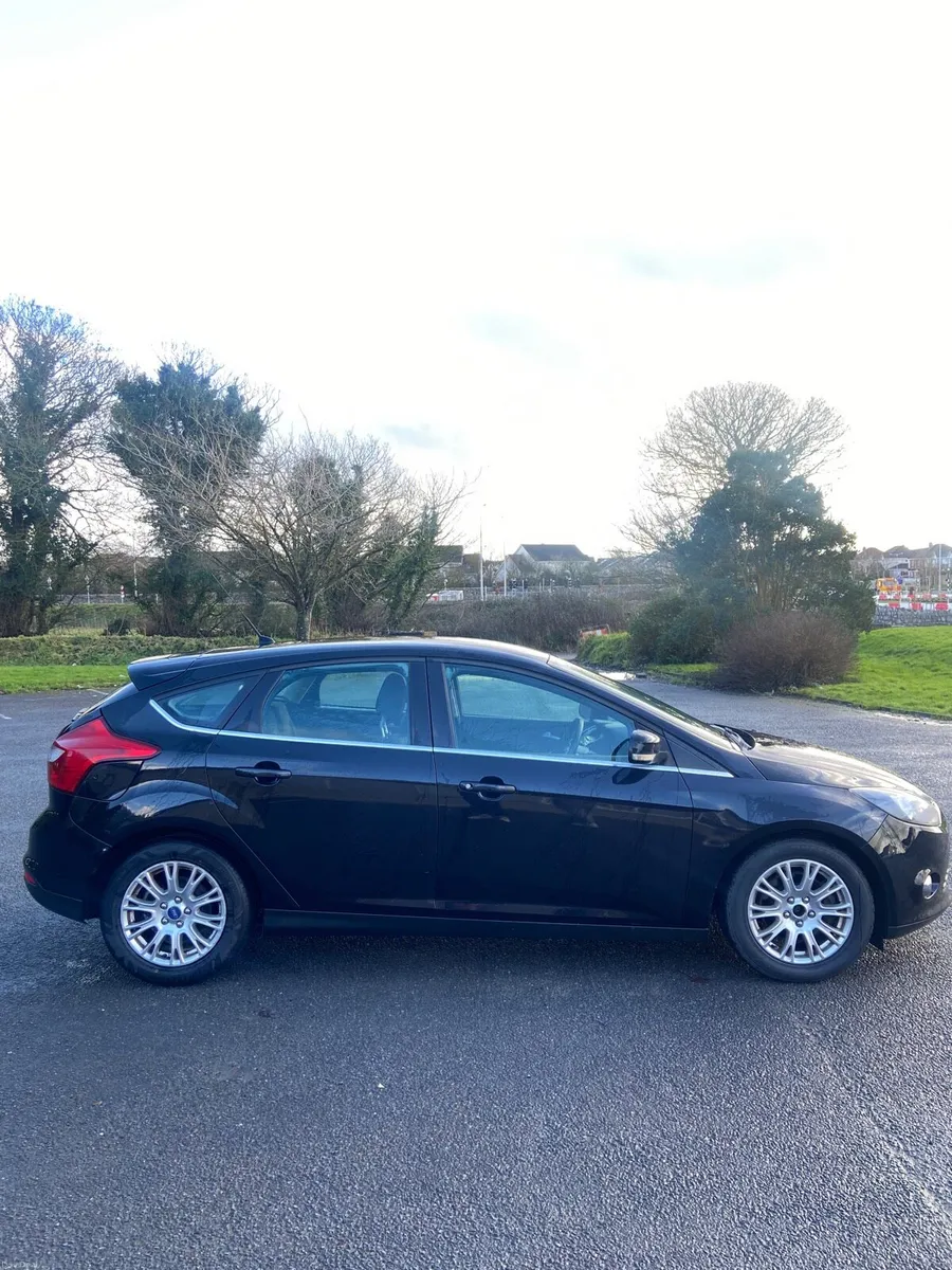 Ford Focus - Image 2