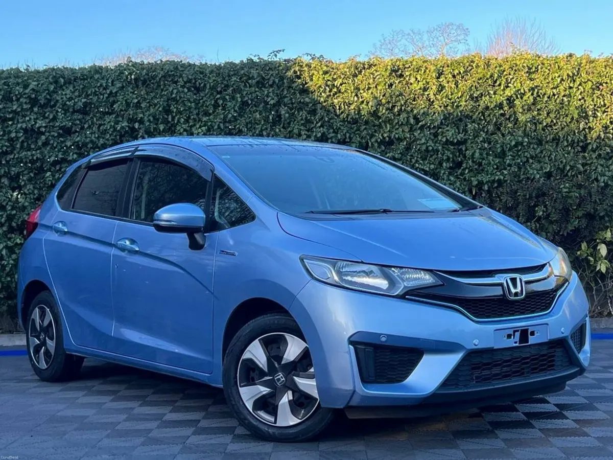 Honda Fit F-PACKAGE 1.5 HYBRID // SERVICE HISTORY - Image 1