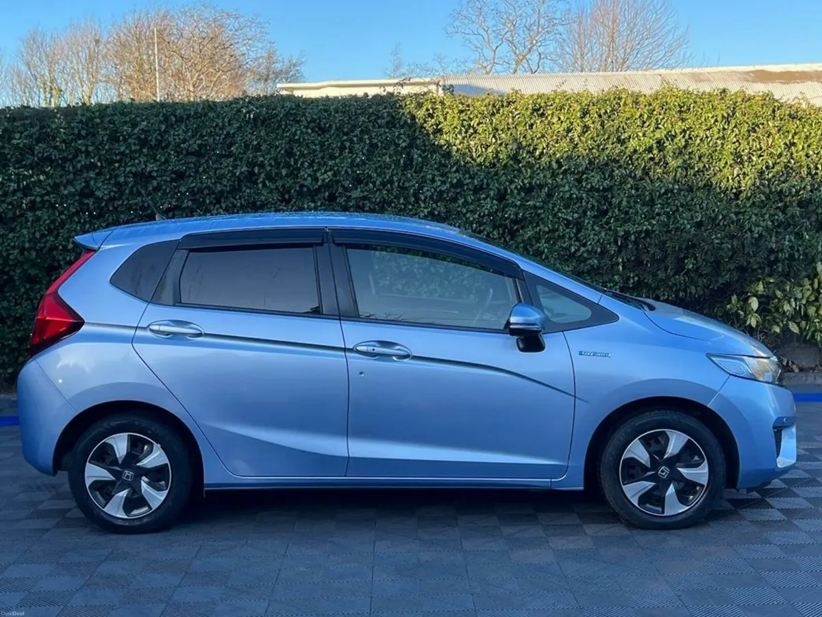Honda Fit F-PACKAGE 1.5 HYBRID // SERVICE HISTORY - Image 2