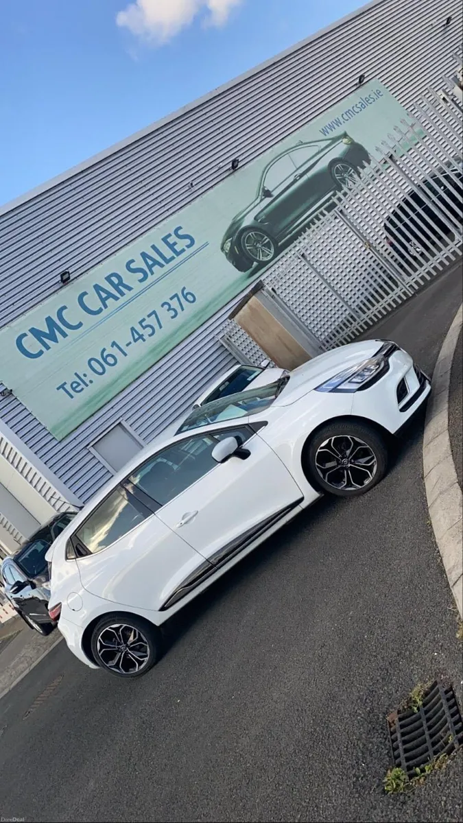 2017 Renault Clio 65K Miles 2 Owner Top Spec - Image 1