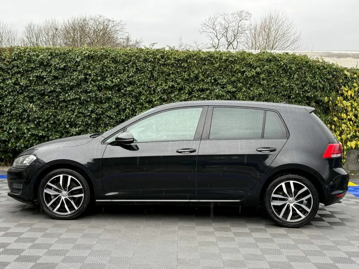 Volkswagen Golf HIGHLINE 1.4 TSI AUTO // DIAMOND C - Image 3