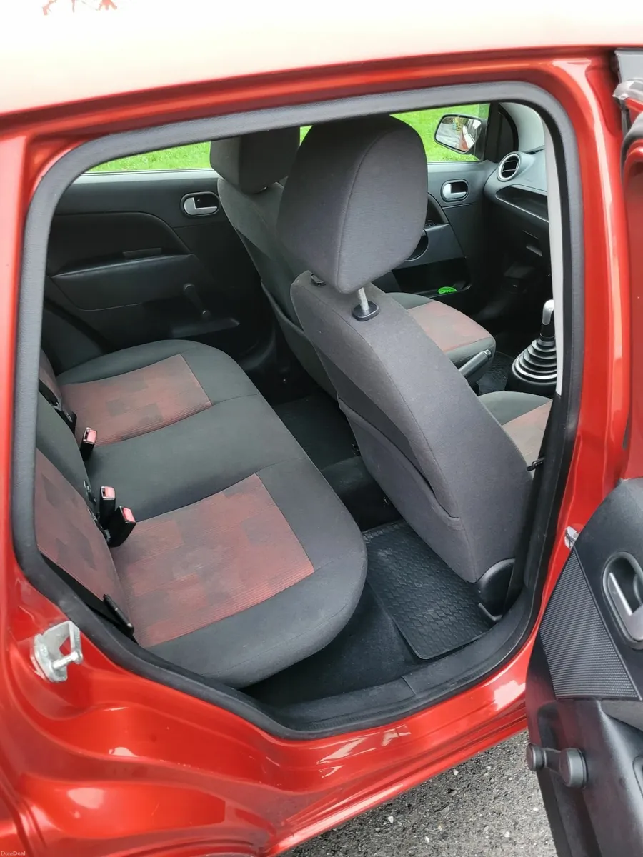 Ford Fiesta 2006 - Image 2