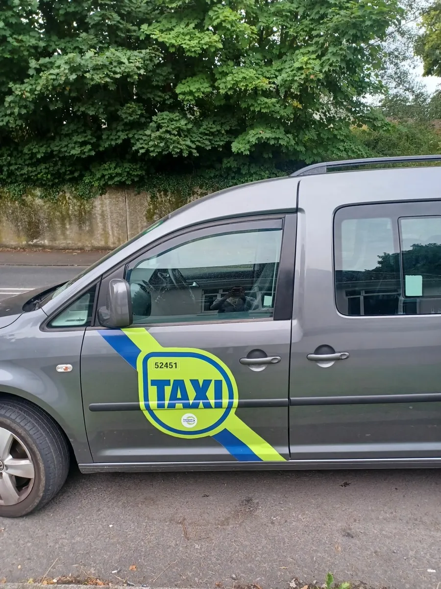 Taxi for sale 9.5k VWCADDY  AUTOMATIC² - Image 2