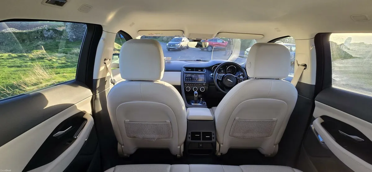 Jaguar E Pace - Image 4