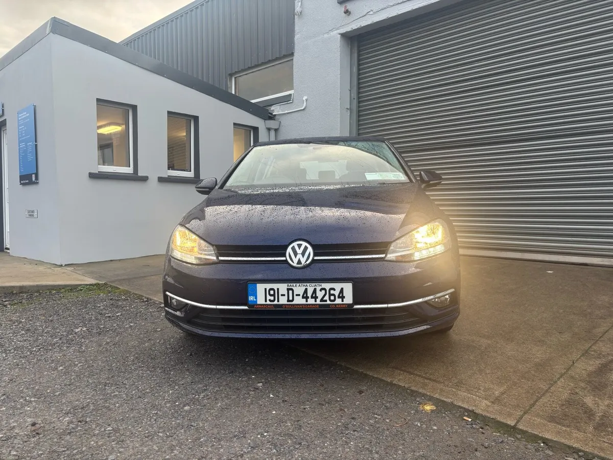 Volkswagen Golf TSI - Image 4