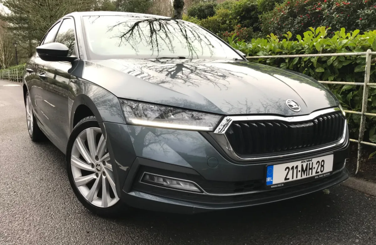 Skoda Octavia OCTAVIA STYLE 2.0TDI MINT - Image 1