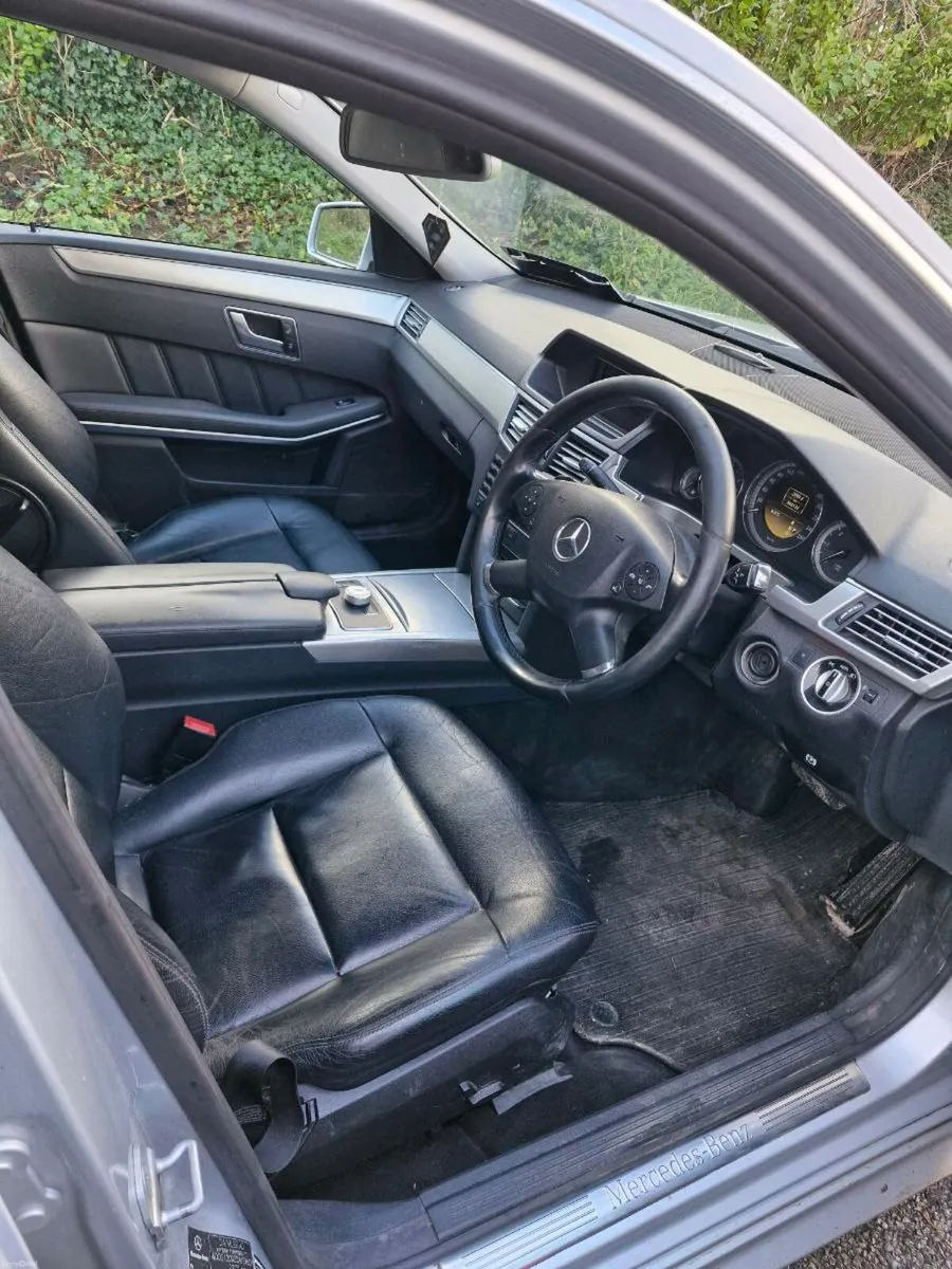 Mercedes e class - Image 1
