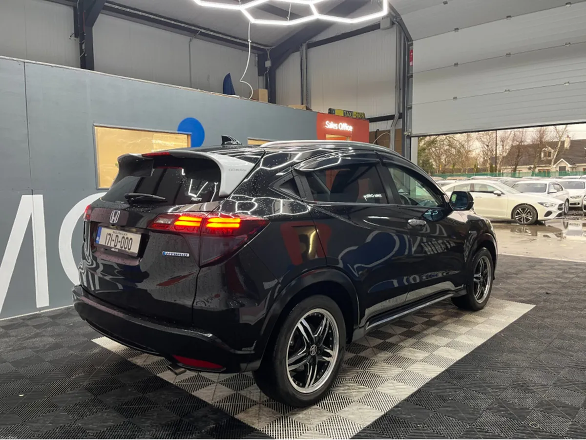 Honda Vezel 2017 HONDA VEZEL Z HYBRID SENSING 1.5 - Image 2