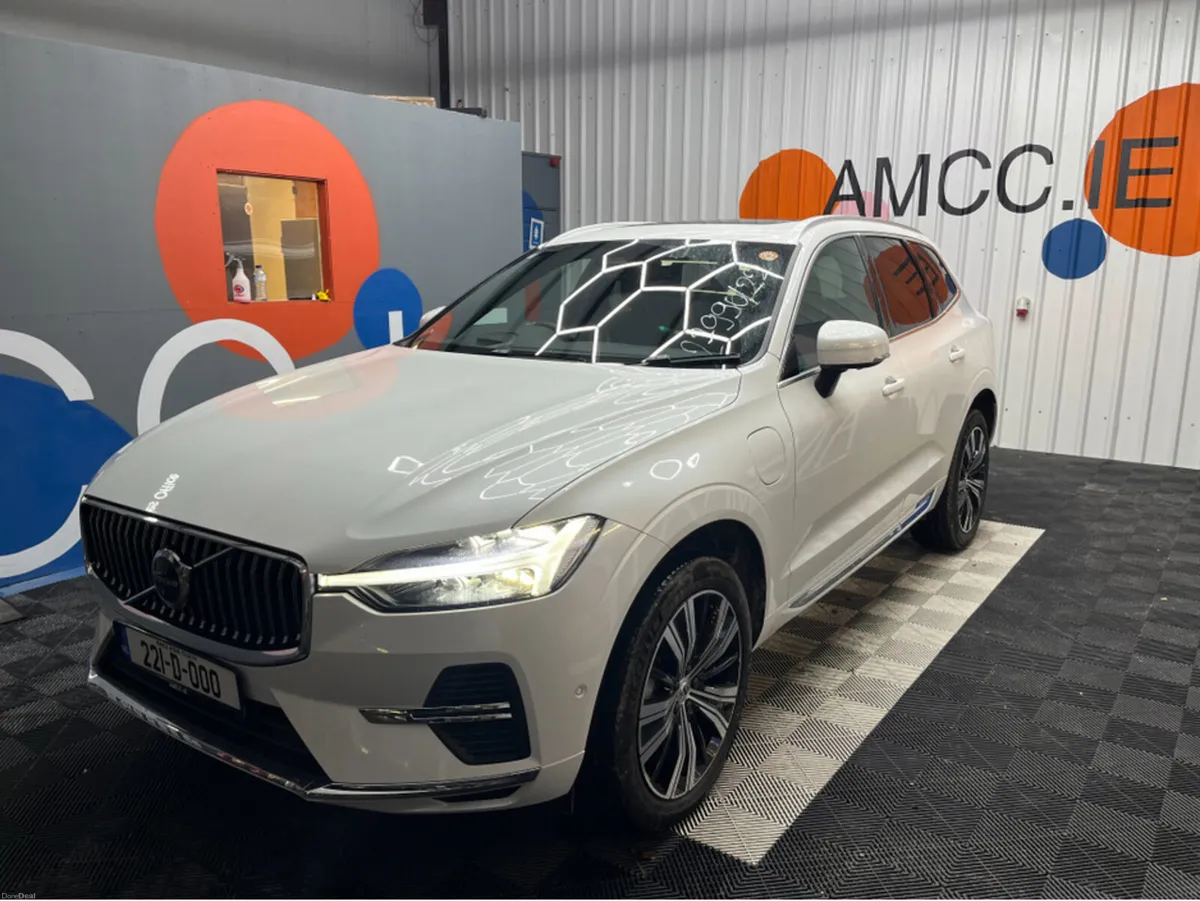 Volvo XC60 2022 VOLVO XC60 RECHARGE PLUG-IN HYBRID - Image 4