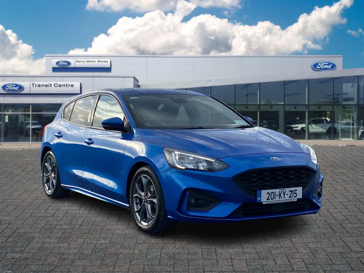 Ford Focus ST-Line 1.5 TDCI 120BHP... Camera - Image 1