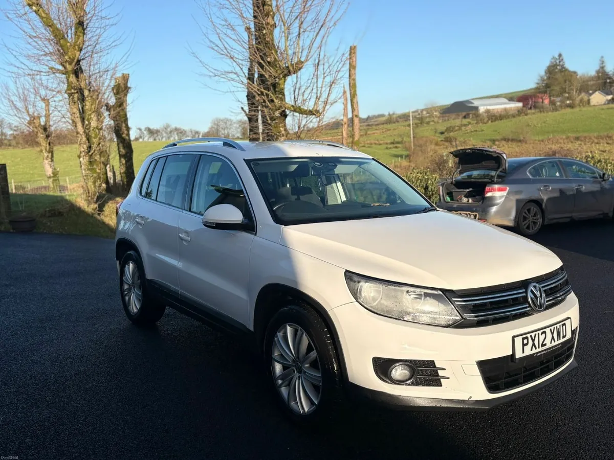 Volkswagen Tiguan 2012 - Image 3