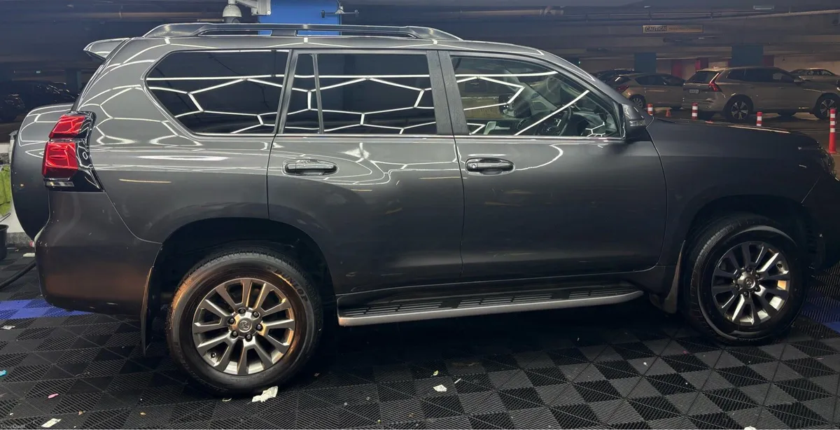Toyota Landcruiser VX Prado 7 Seater - Image 3