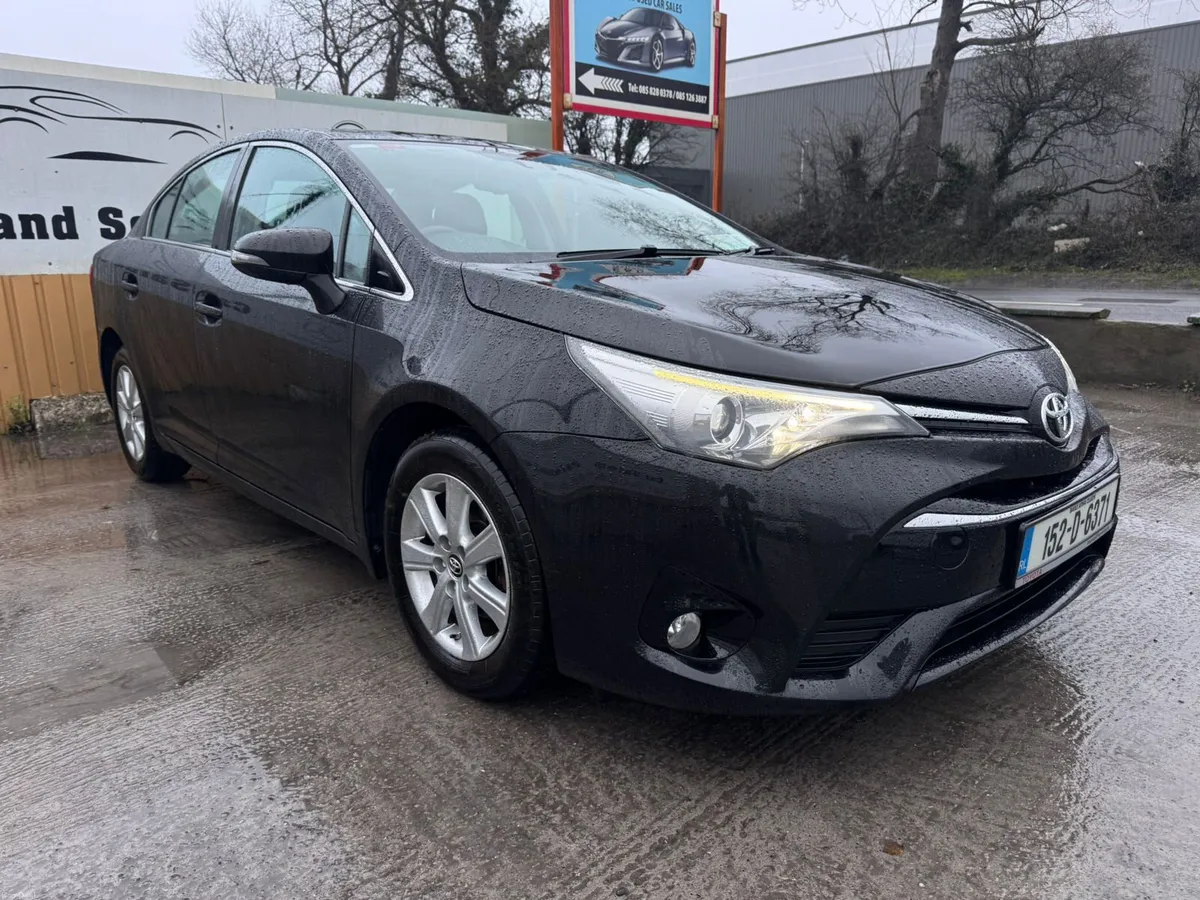 152 Toyota Avensis 1.6D Low Miles Warranty - Image 4