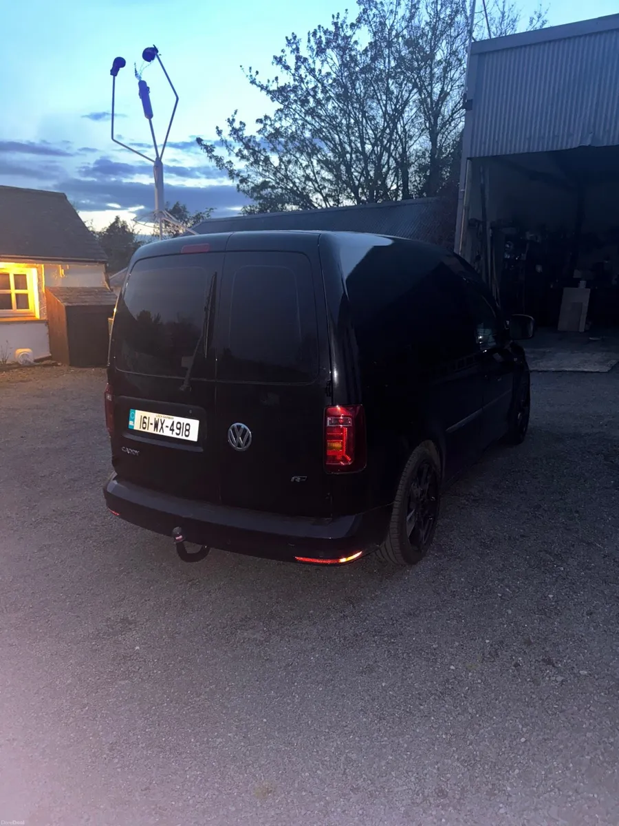 Volkswagen Caddy 2.0 TDI Highline NO VAT - Image 4