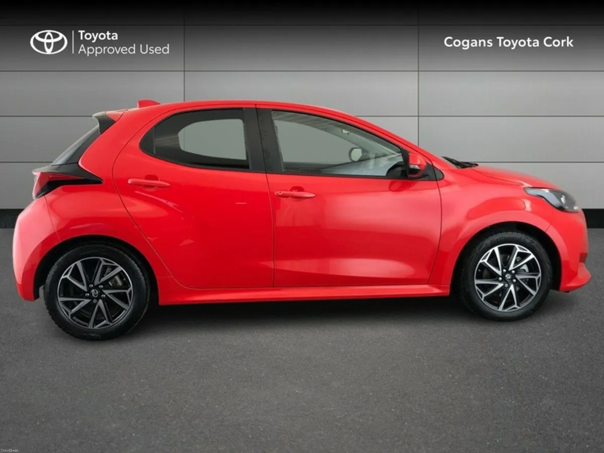 Toyota Yaris YARIS 1.5 HYBRID L/SPORT - Image 3