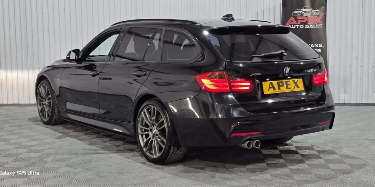 BMW 3-Series DIESEL TOURING - Image 3