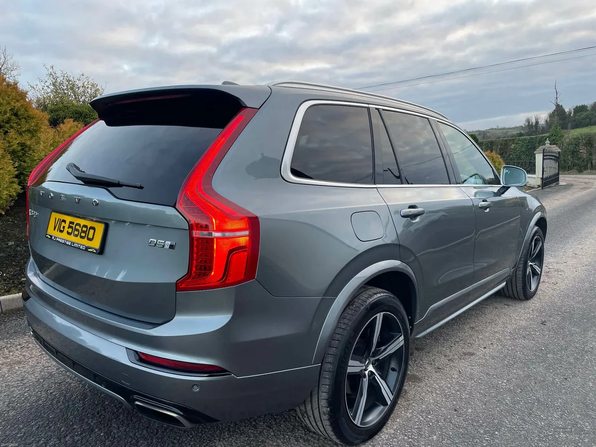 Volvo XC90 DIESEL ESTATE - Image 2