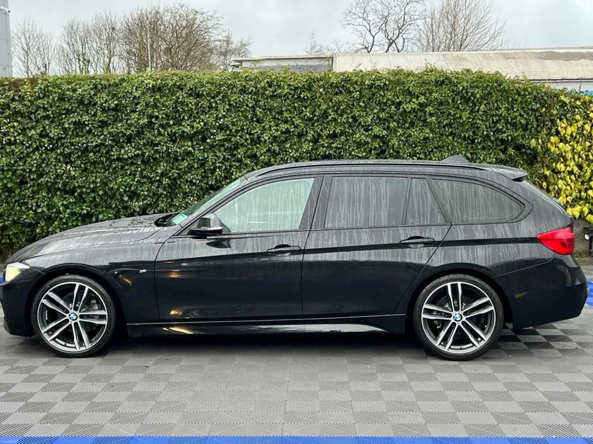 BMW 3-Series 320d M-SPORT TOURING // ONLY 14, 900 - Image 3