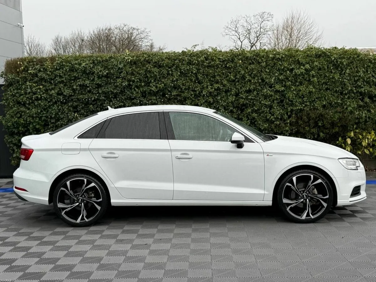 Audi A3 S-LINE PACK 1.4 TFSI // FULL SERVICE HISTO - Image 2