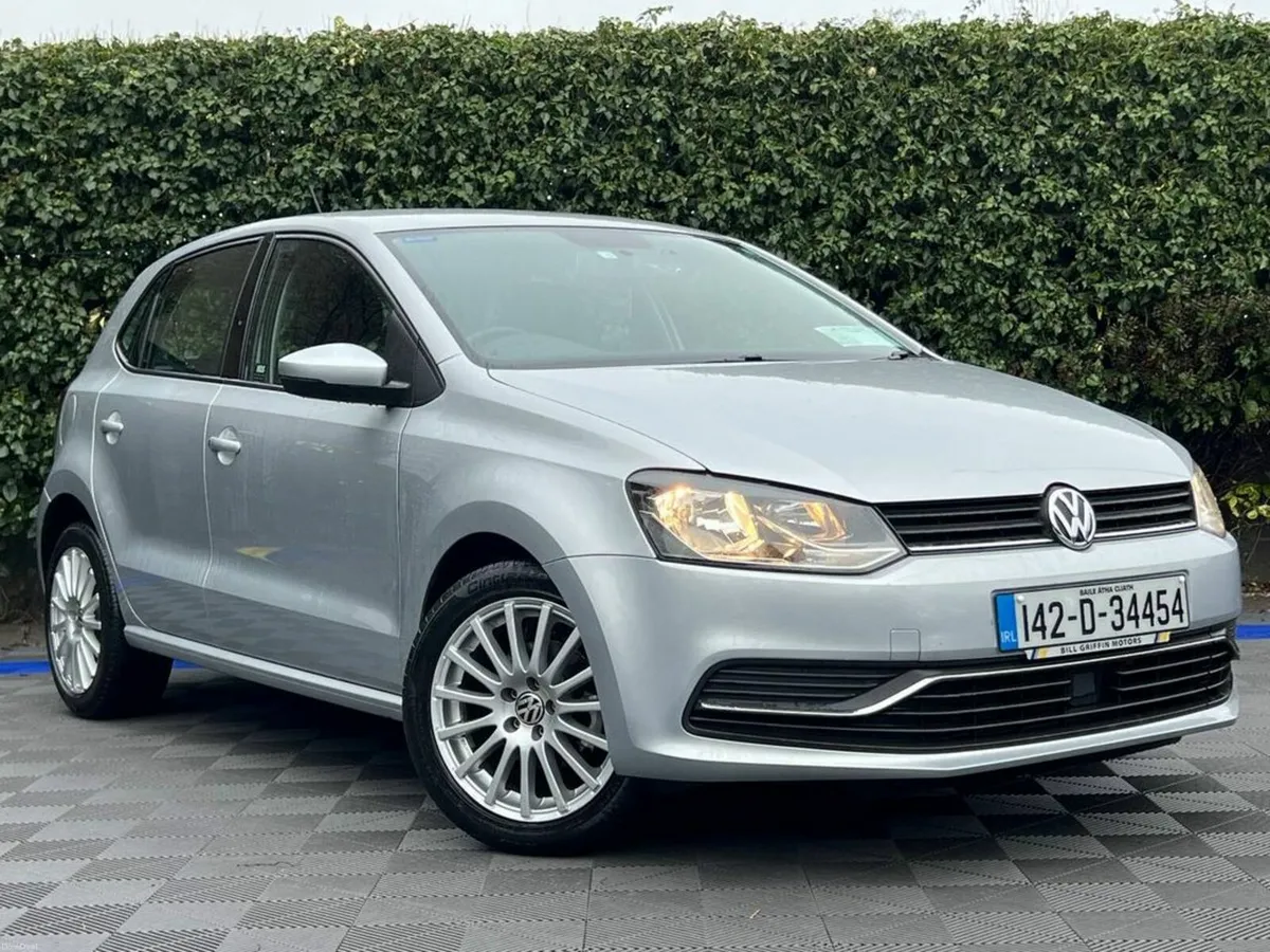 Volkswagen Polo COMFORTLINE 1.2 TSI // APPLE CARPL - Image 1