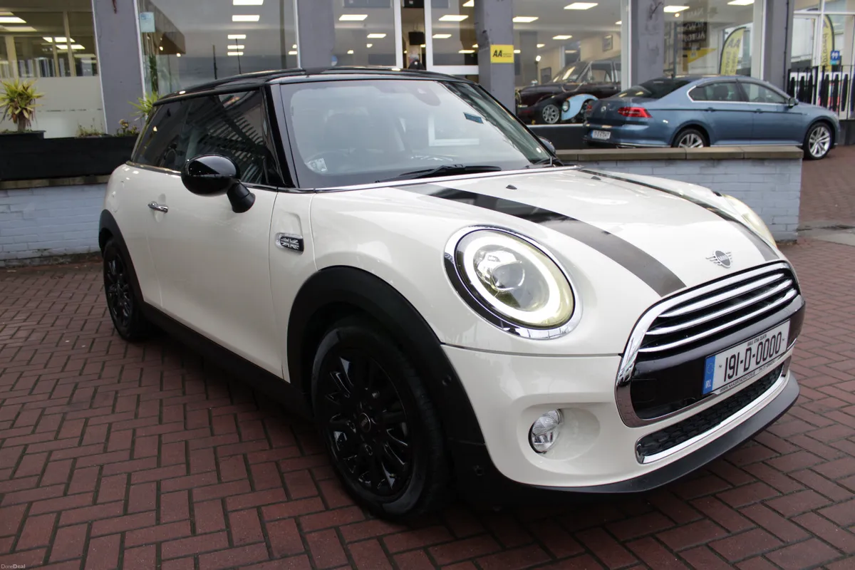 2019 MINI COOPER - Image 2