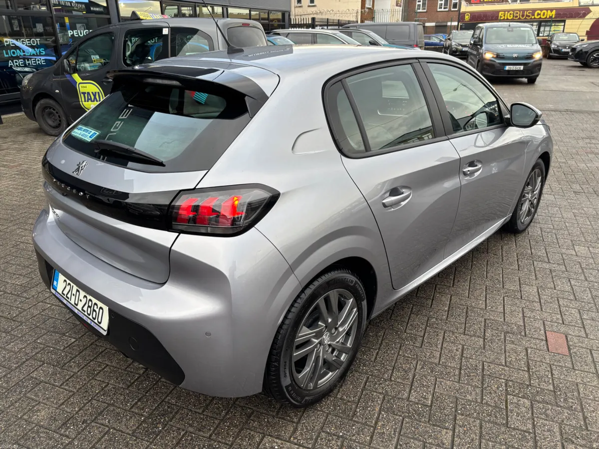 Peugeot 208 2022 - Image 4