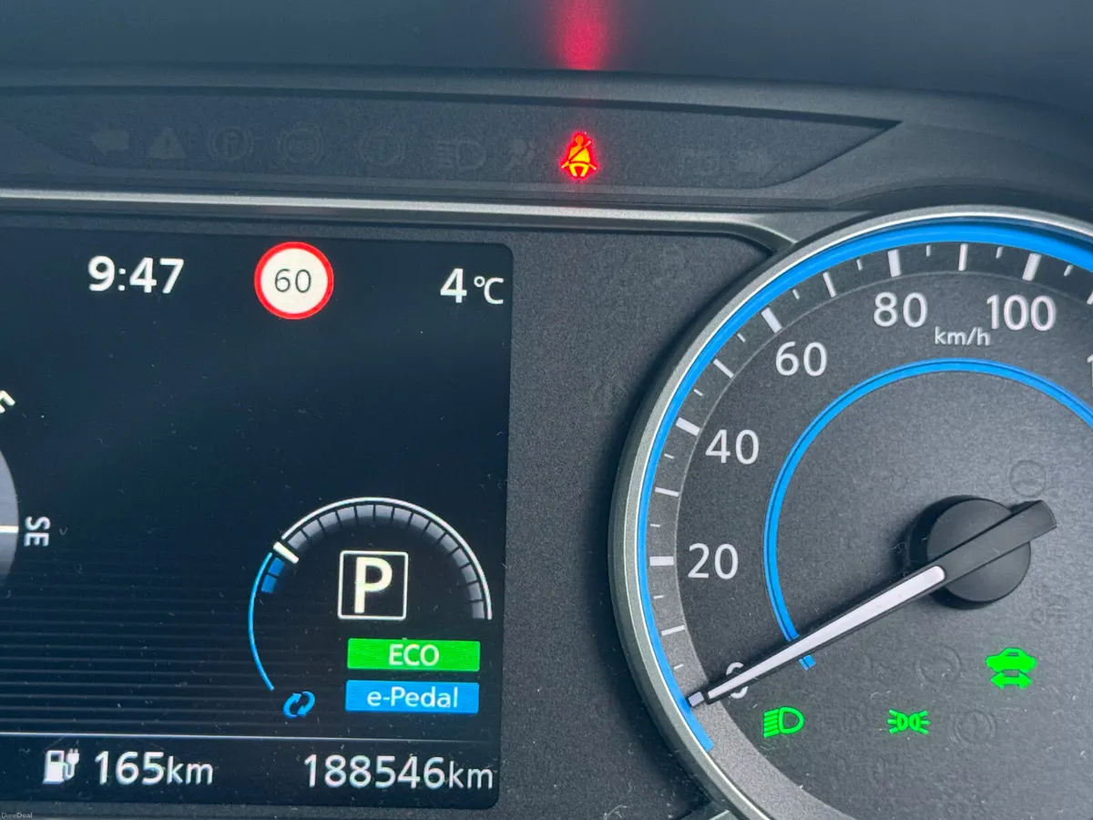 Nissan Leaf 2018 electric - Image 4