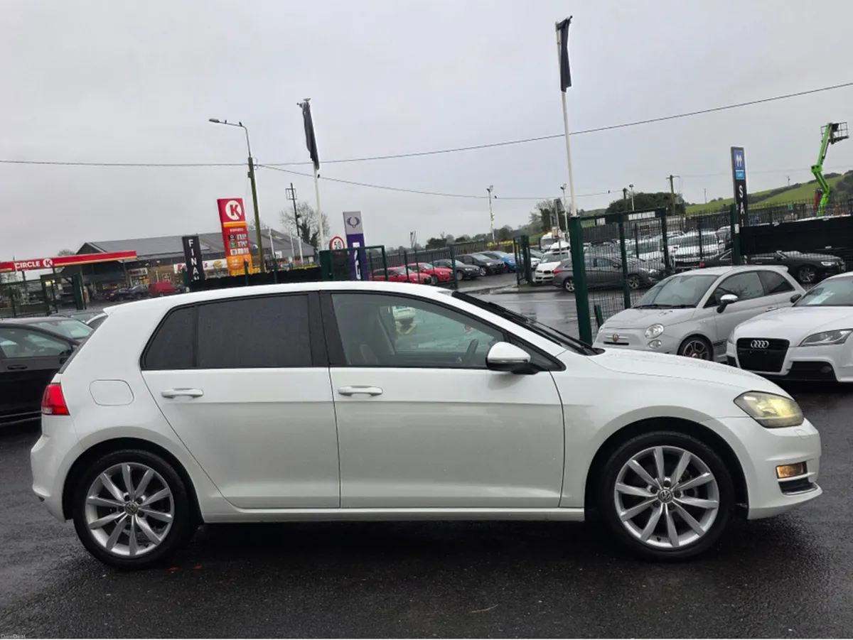 Volkswagen Golf 1.4 TSI FULL LEATHER HEATED ELECTR - Image 3