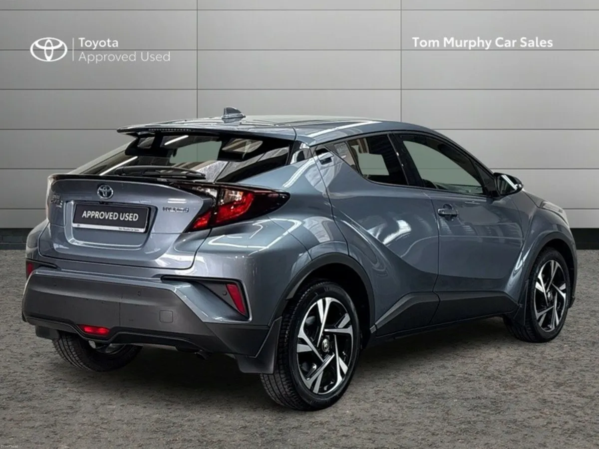 Toyota C-HR HYBRID SPORT - Image 2