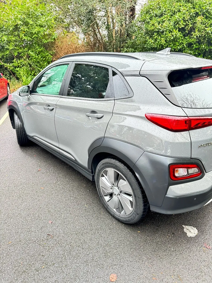 Hyundai Kona 64Kw Electric - Image 4