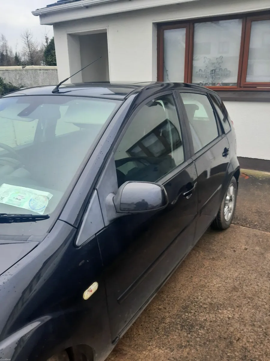 Ford Fiesta 2008 - Image 2