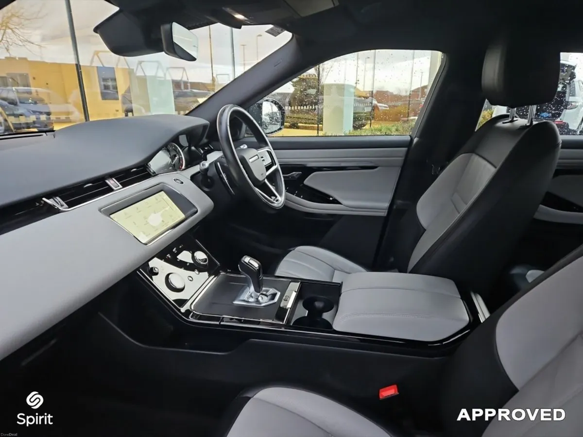 Land Rover Range Rover Evoque 1.5 PHEV R-Dynamic S - Image 3
