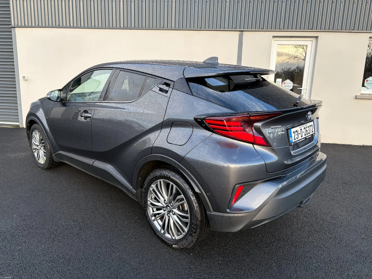 231 Toyota CH-R Hybrid SOL Auto - Image 3