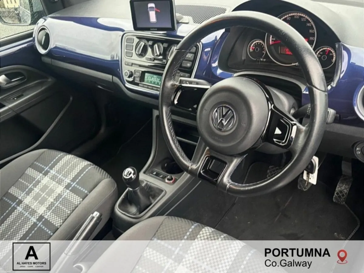 Volkswagen up! 1.0 75BHP CLUB UP! *LOW MILEAGE-LIK - Image 2