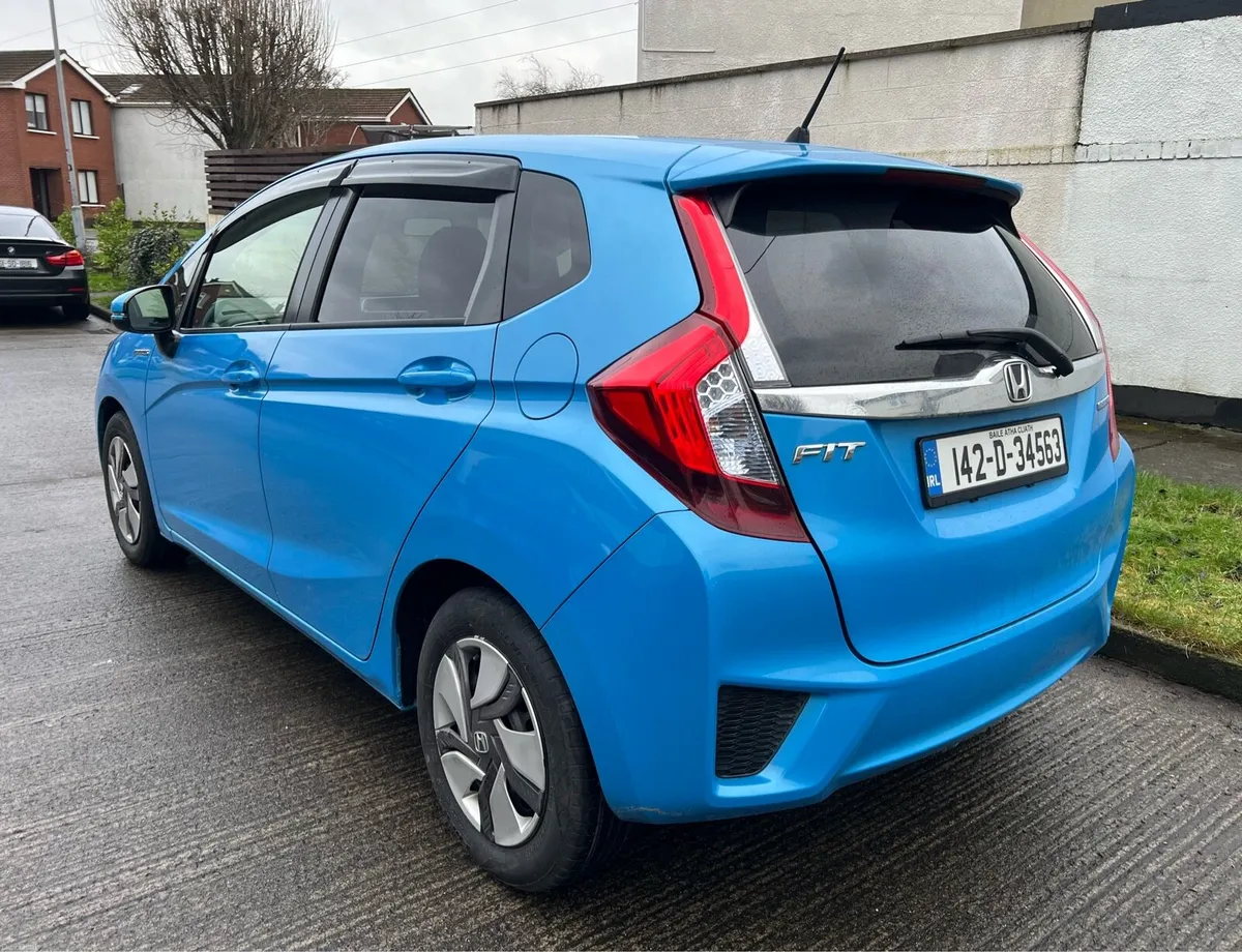 Honda Fit Auto Hybrid New Nct: 19/11/26 & 30/01/26 - Image 4