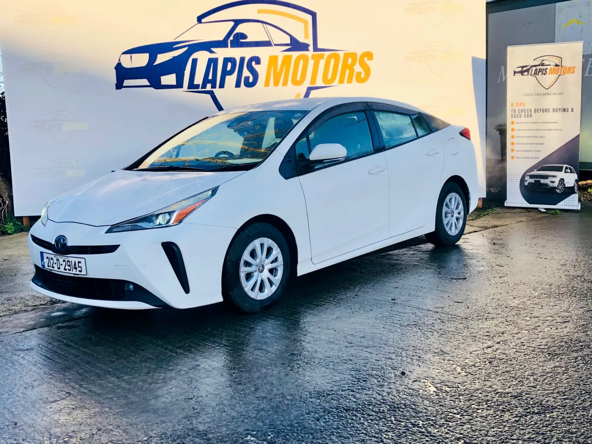 Toyota Prius 2021 - Image 2