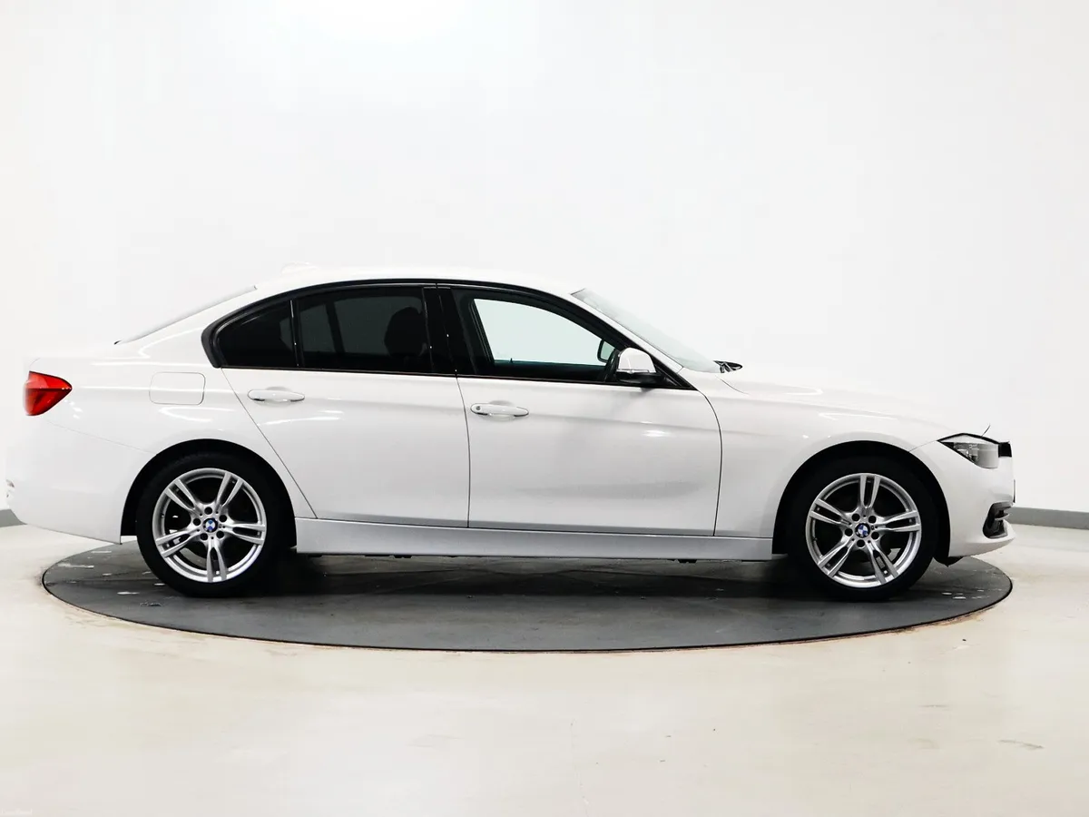 *118* 2017 BMW 3-Series 2.0d sport auto - Image 3