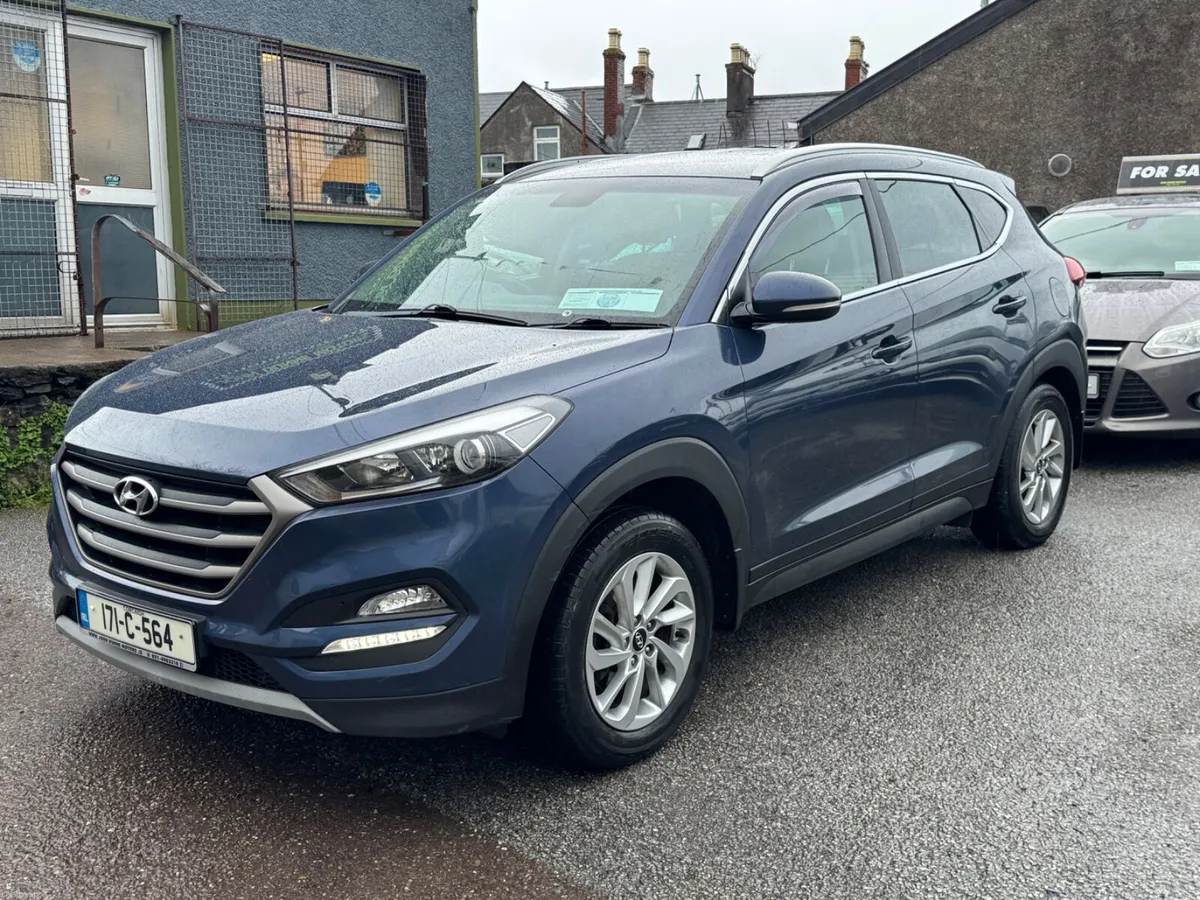 Hyundai Tucson Executive high spec - Image 2