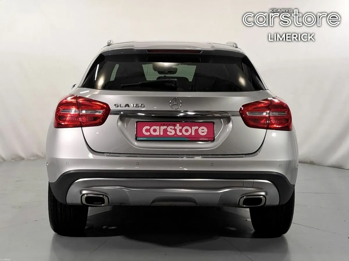 Mercedes-Benz Other 1.6 PET AUTO - Image 4