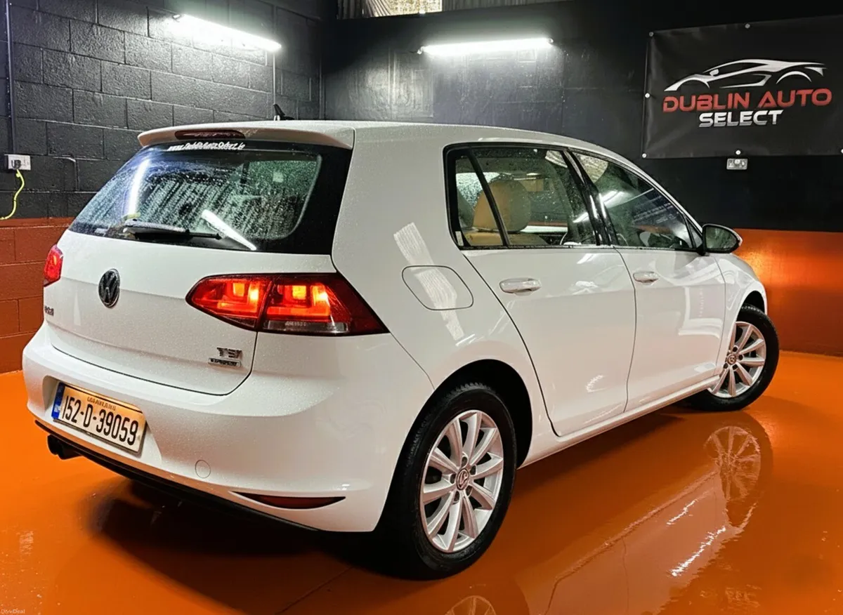 Volkswagen Golf Automatic - Image 3