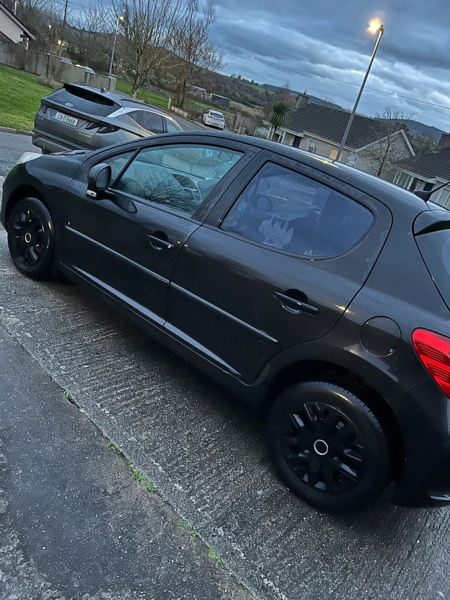 Peugeot 207 1.4 - Image 4