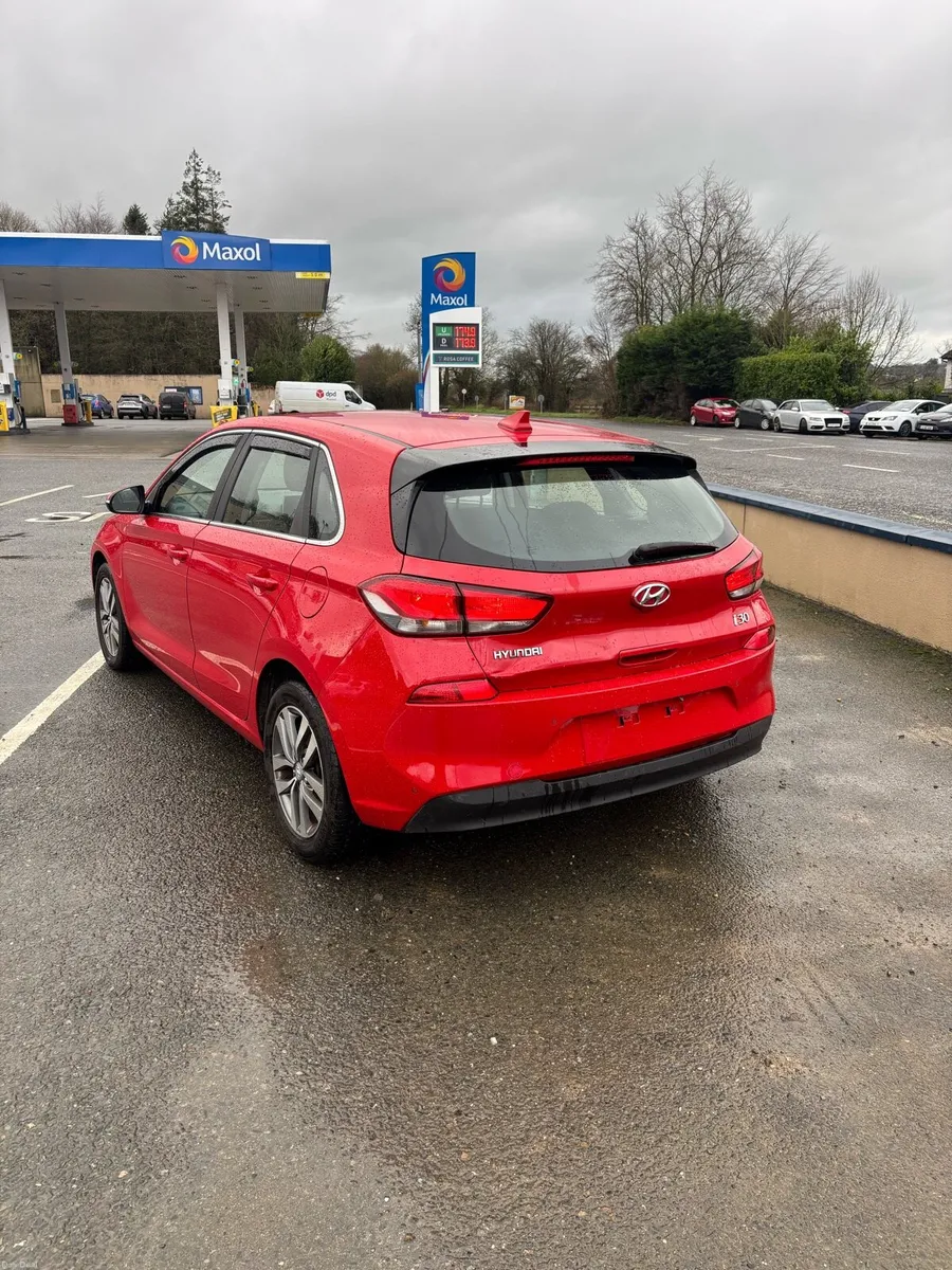 Hyundai i30 2018 - Image 4