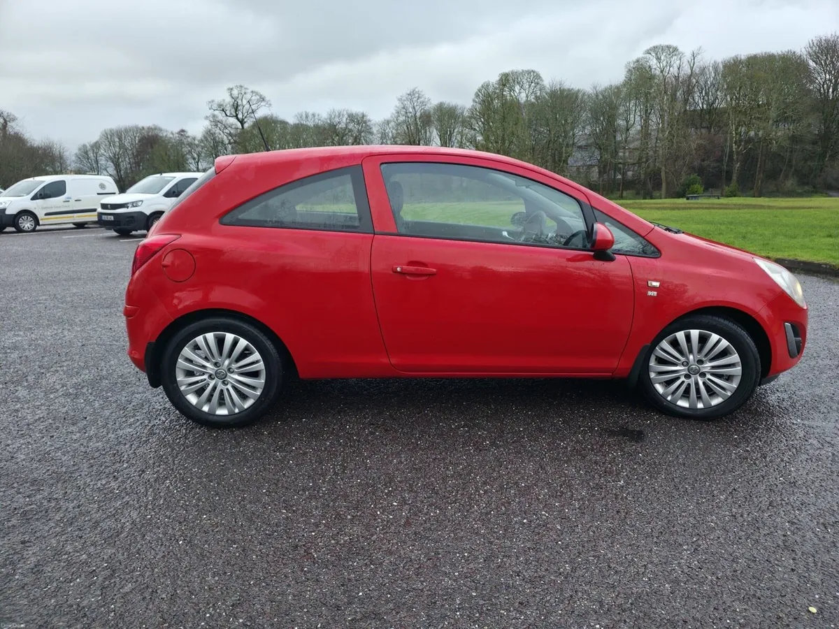 Corsa 11 new nct 09/26 tax05/26 low mil 98000 - Image 3