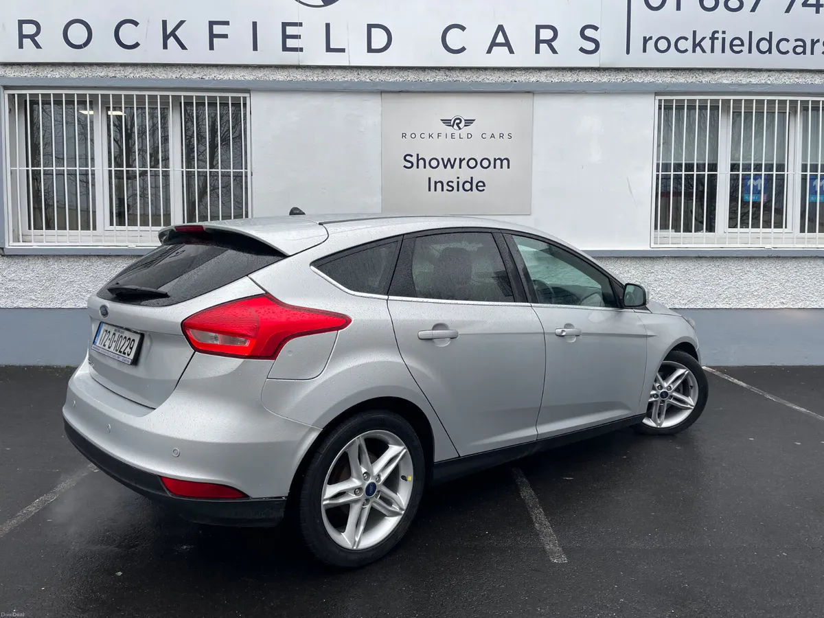 Ford Focus 2017 - ZETEC - AUTOMATIC - DIESEL - Image 4