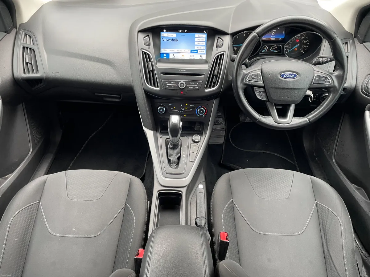 Ford Focus 2017 - ZETEC - AUTOMATIC - DIESEL - Image 3
