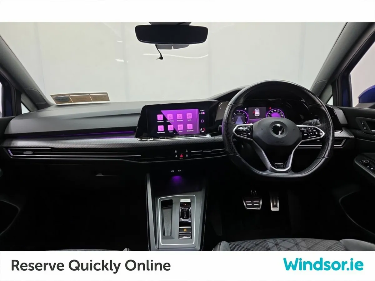 Volkswagen Golf 2.0 TDI 150HP R-Line DSG - Image 3