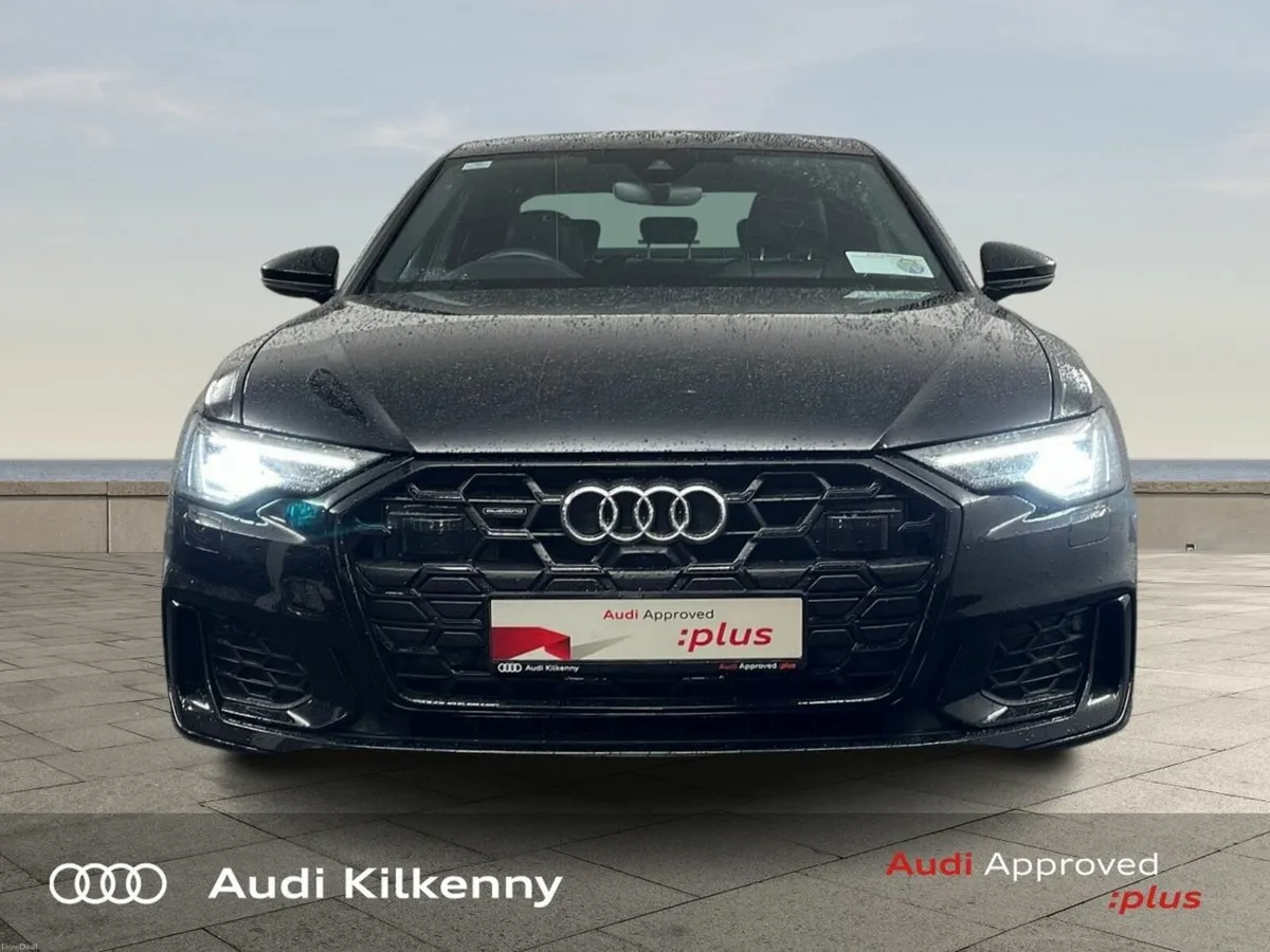 Audi A6 40TDI 204HP Quattro S Tronic S Line Black - Image 2